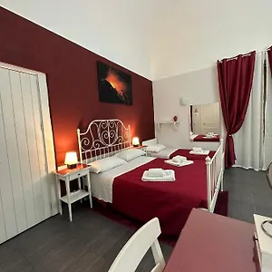 https://etna-rooms.sicilyhotelsitaly.net